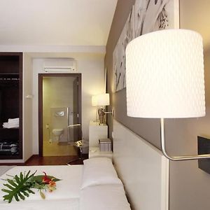 Habitación con 2 Camas Individuales